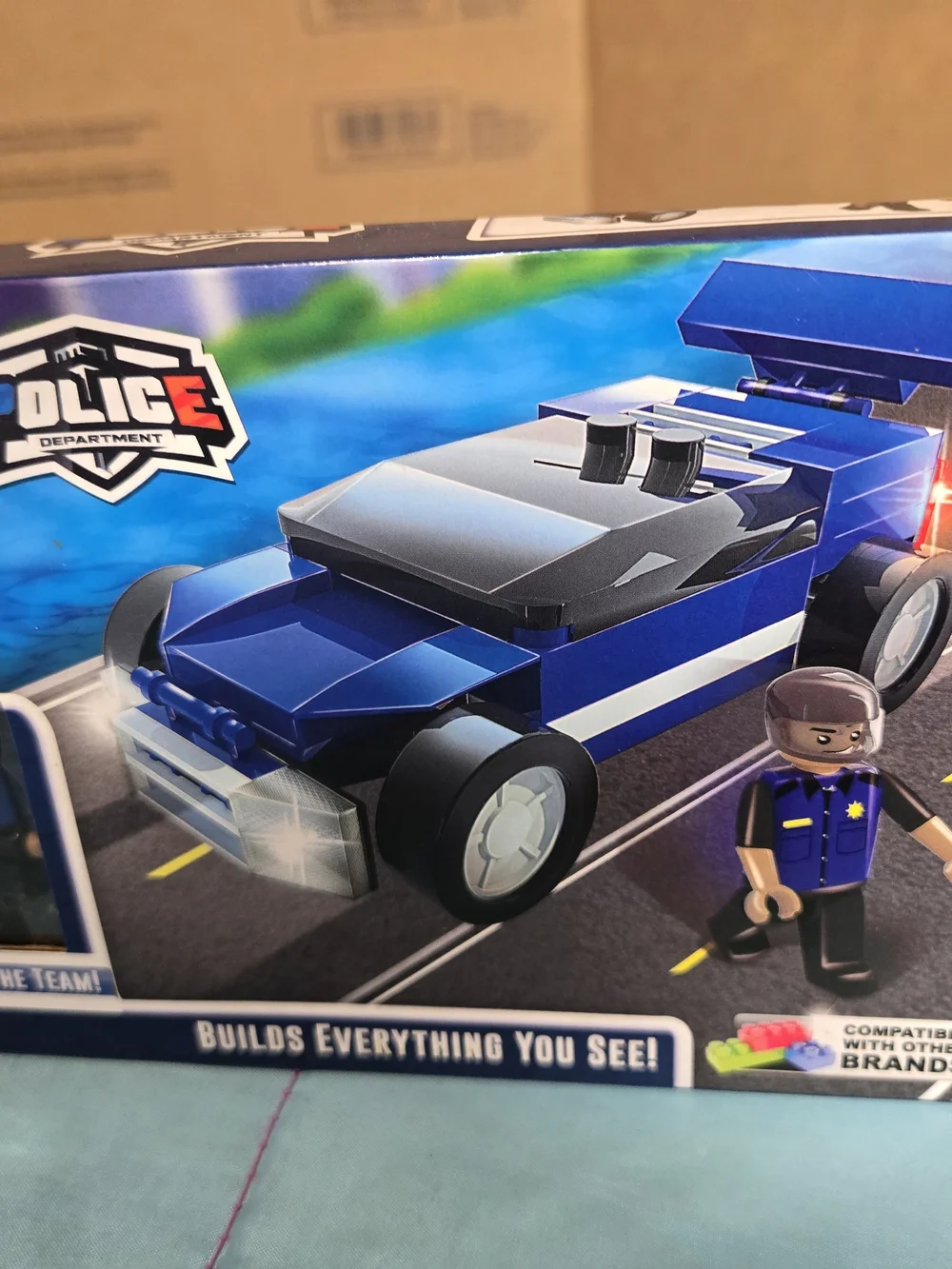 Okko Blue Police Criminal Pursuit Building Set with Minifigure